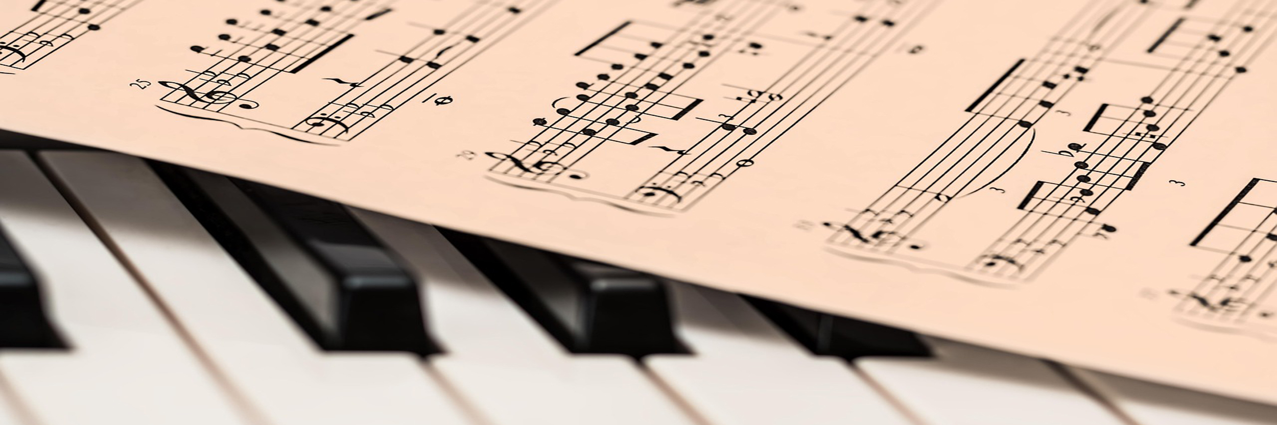 Bild von Gerd Altmann auf Pixabay Violinenkopf mit Notenschlüssel